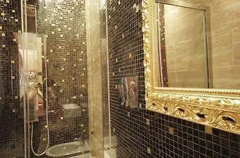 Nocleg ze śniadaniem Venice Art Design B&B And Apartments Mestre Włochy