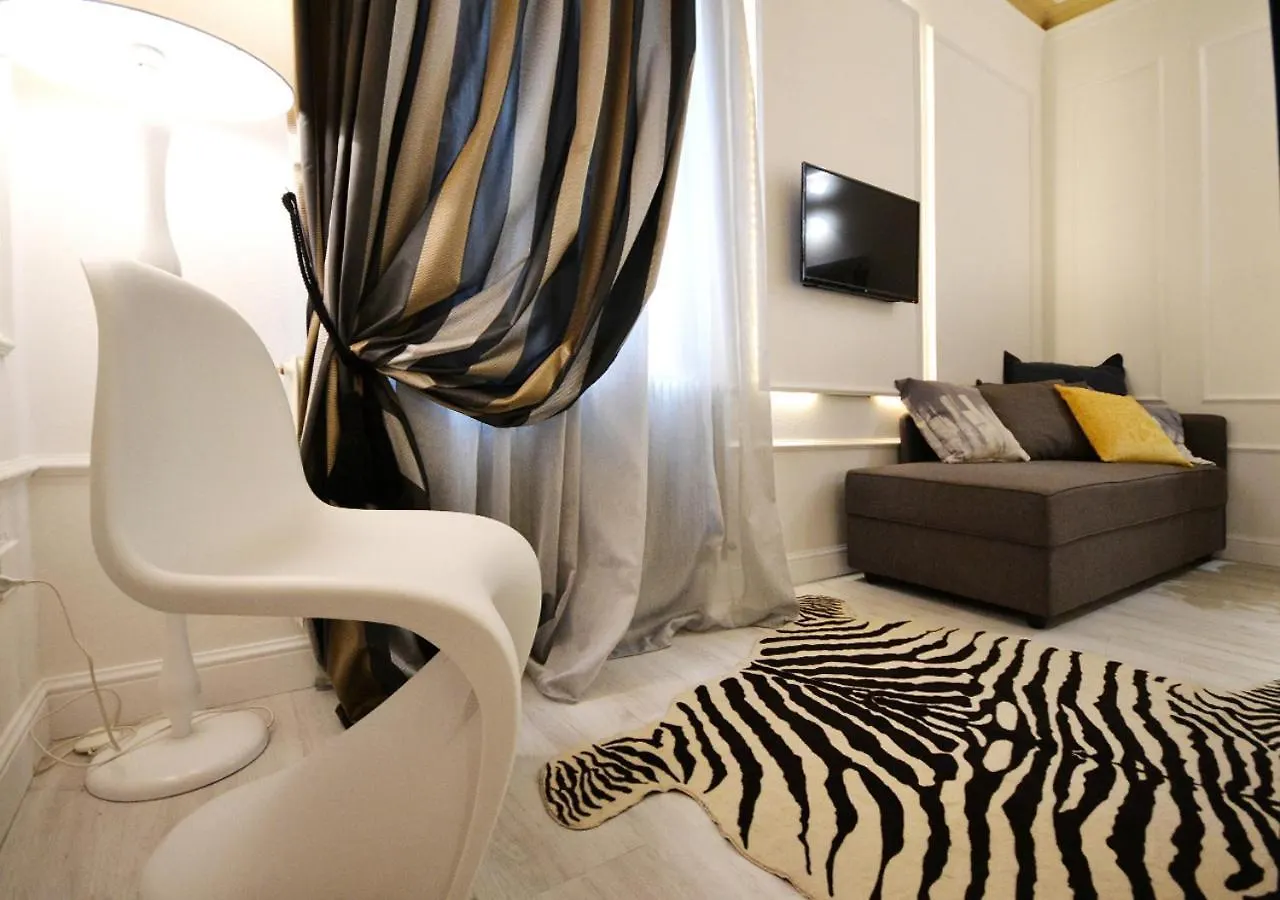 Nocleg ze śniadaniem Venice Art Design B&B And Apartments Mestre Włochy